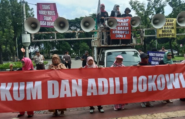 Protes Vonis 6,5 Tahun Koruptor Rp 300 Triliun, ARM Datangi Mahkamah Agung