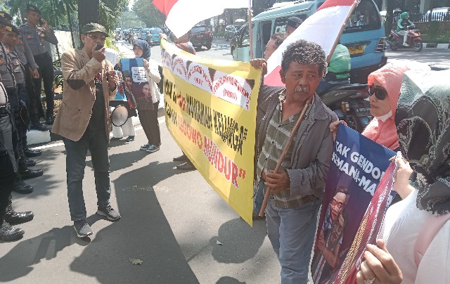 Aturan Baru OJK, DP Motor dan Mobil Diturunkan Jadi 0 Persen