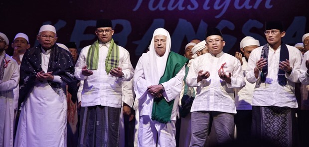 Anies-Sandi Hadiri Tausiyah Kebangsaan Bersama Habib Maulana Luthfi bin Yahya