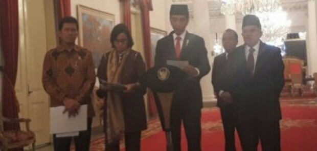 Fadli Zon Curiga Ada Sesuatu di Balik Kebijakan Jokowi Naikan THR dan Gaji ke-13