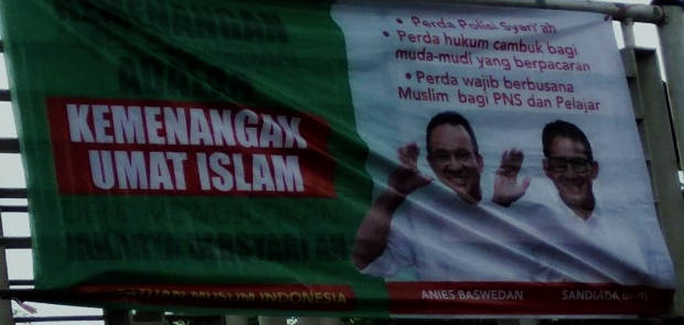 Tim Advokasi Anies-Sandie Minta Usut Spanduk Jakarta Bersyariah