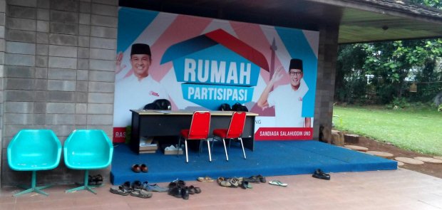 Warga Laporkan Dinas Perumahan dan Gedung ke Anies-Sandi