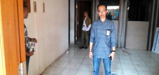 Eksekusi Pengosongan Kantor LSM Ricuh, Belasan Aktivis Diamankan