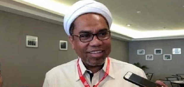 Ngabalin Dituding Tak Ngerti Undang-undang dan Bermulut Comberan