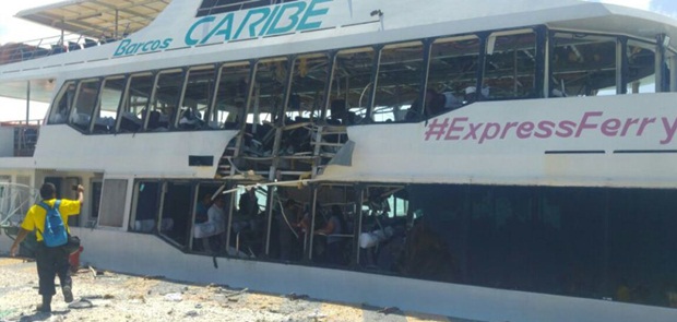 Kapal Feri Meledak, 25 Orang Terluka